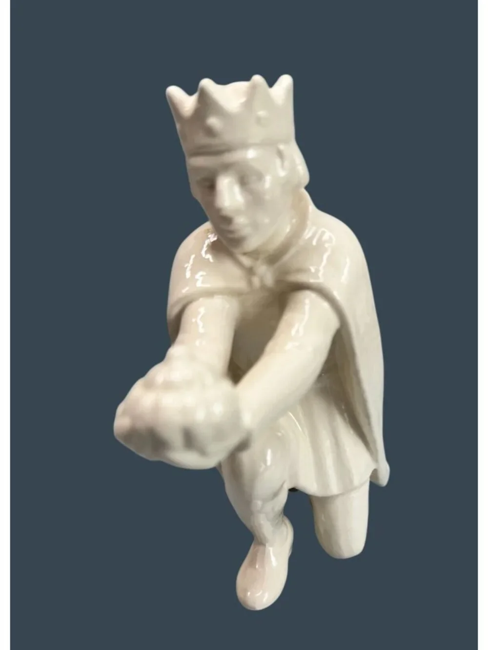 Vintage Goebel White Nativity Kneeling Wise Man Magi W. Germany Replacement 5.5